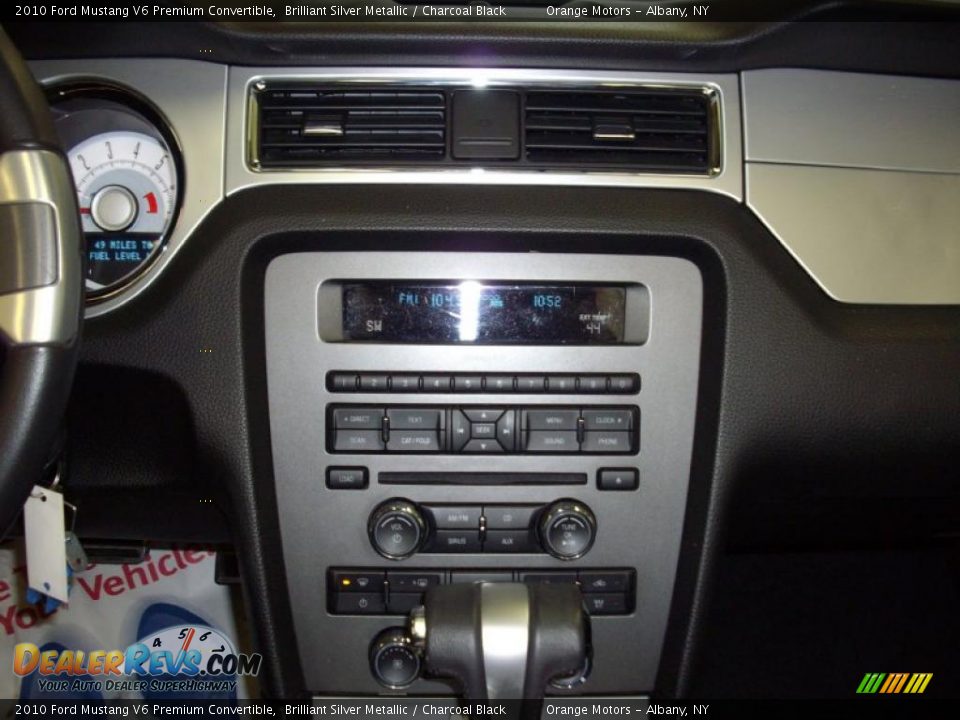 2010 Ford Mustang V6 Premium Convertible Brilliant Silver Metallic / Charcoal Black Photo #8