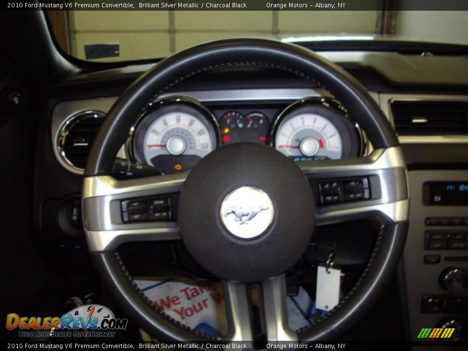 2010 Ford Mustang V6 Premium Convertible Brilliant Silver Metallic / Charcoal Black Photo #9