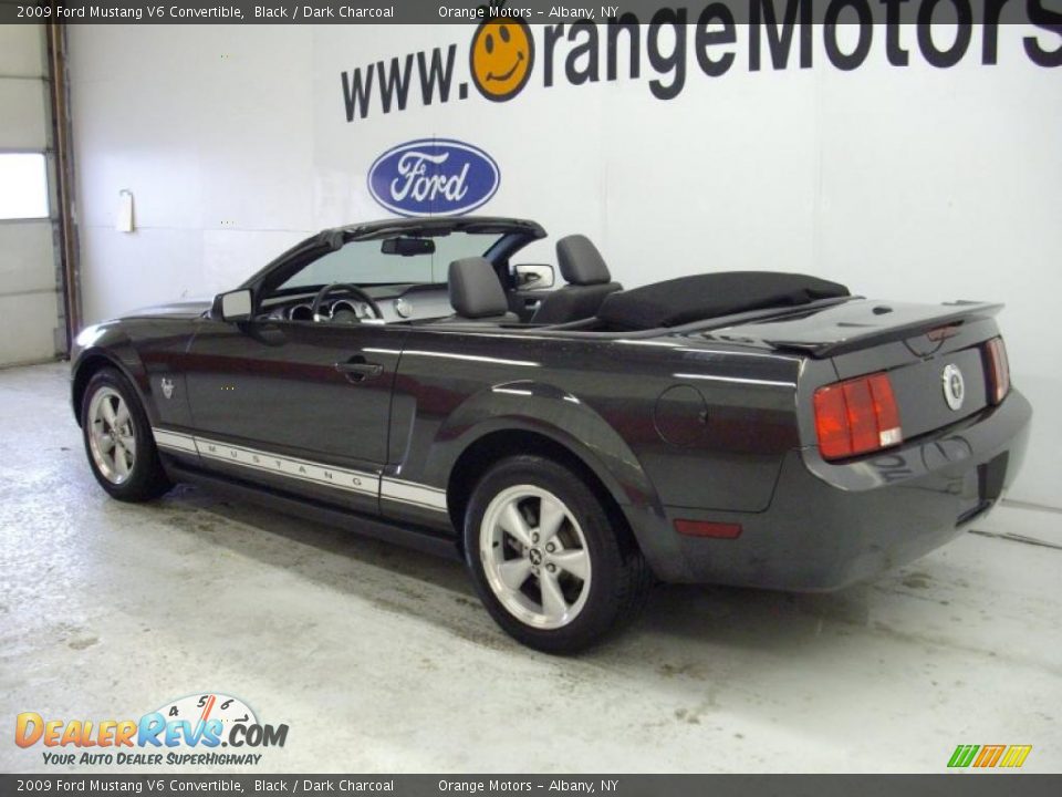 2009 Ford Mustang V6 Convertible Black / Dark Charcoal Photo #2