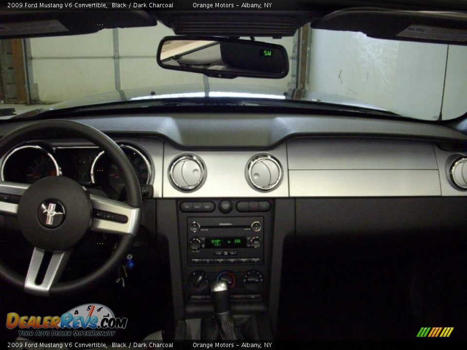 2009 Ford Mustang V6 Convertible Black / Dark Charcoal Photo #7