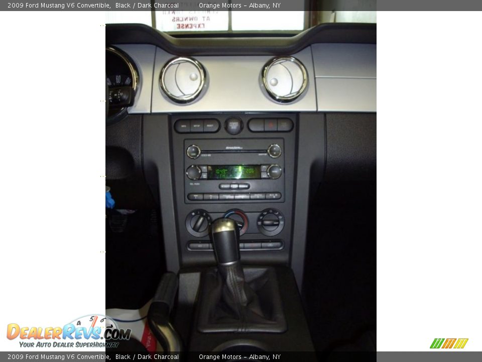 2009 Ford Mustang V6 Convertible Black / Dark Charcoal Photo #9
