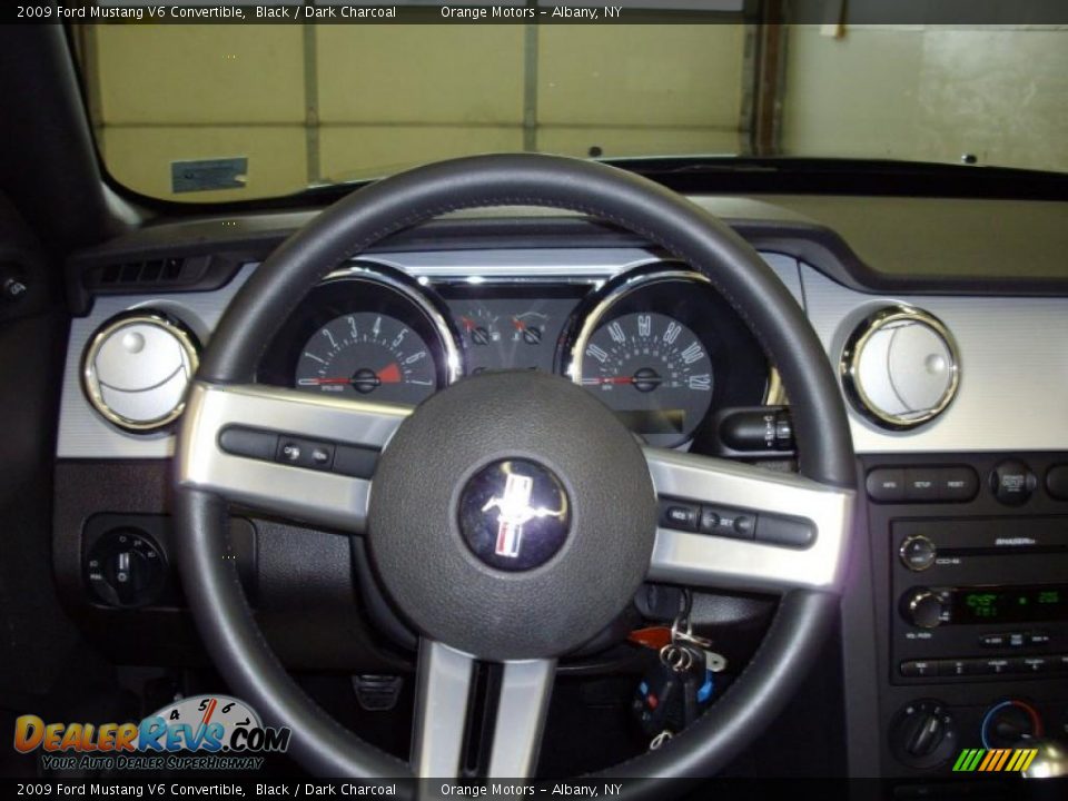 2009 Ford Mustang V6 Convertible Black / Dark Charcoal Photo #11