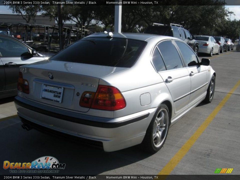 2004 BMW 3 Series 330i Sedan Titanium Silver Metallic / Black Photo #3