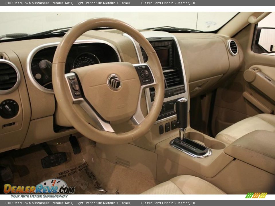 2007 Mercury Mountaineer Premier AWD Light French Silk Metallic / Camel Photo #13
