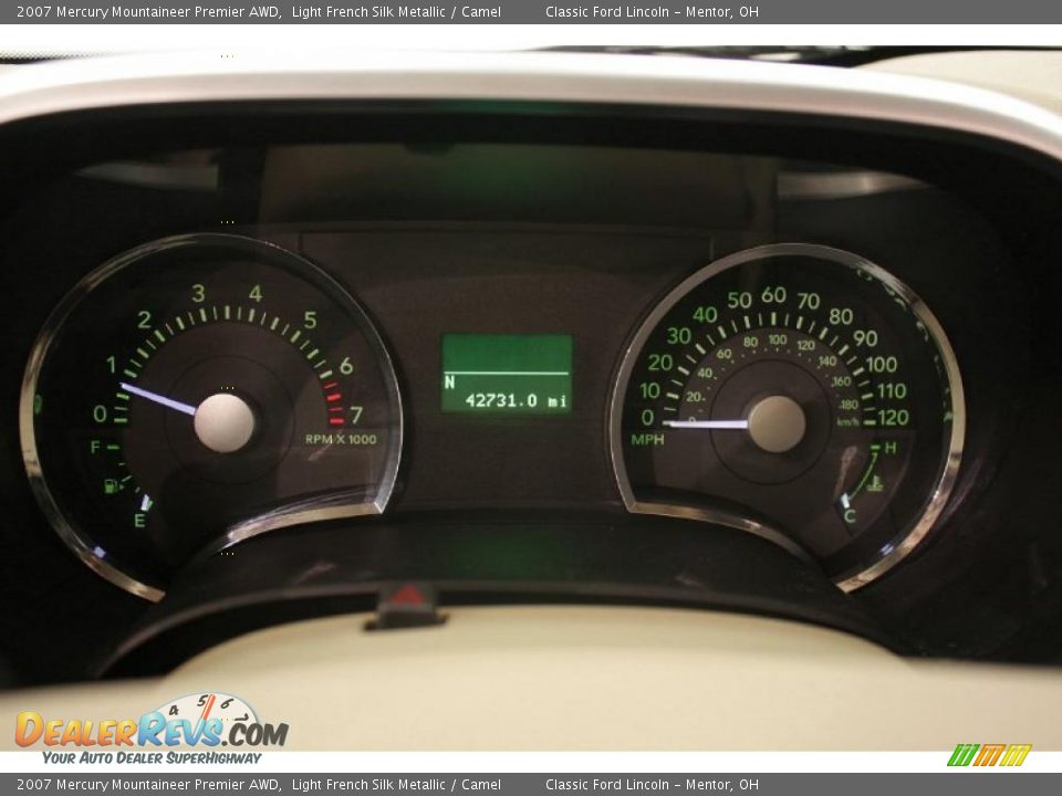 2007 Mercury Mountaineer Premier AWD Light French Silk Metallic / Camel Photo #15