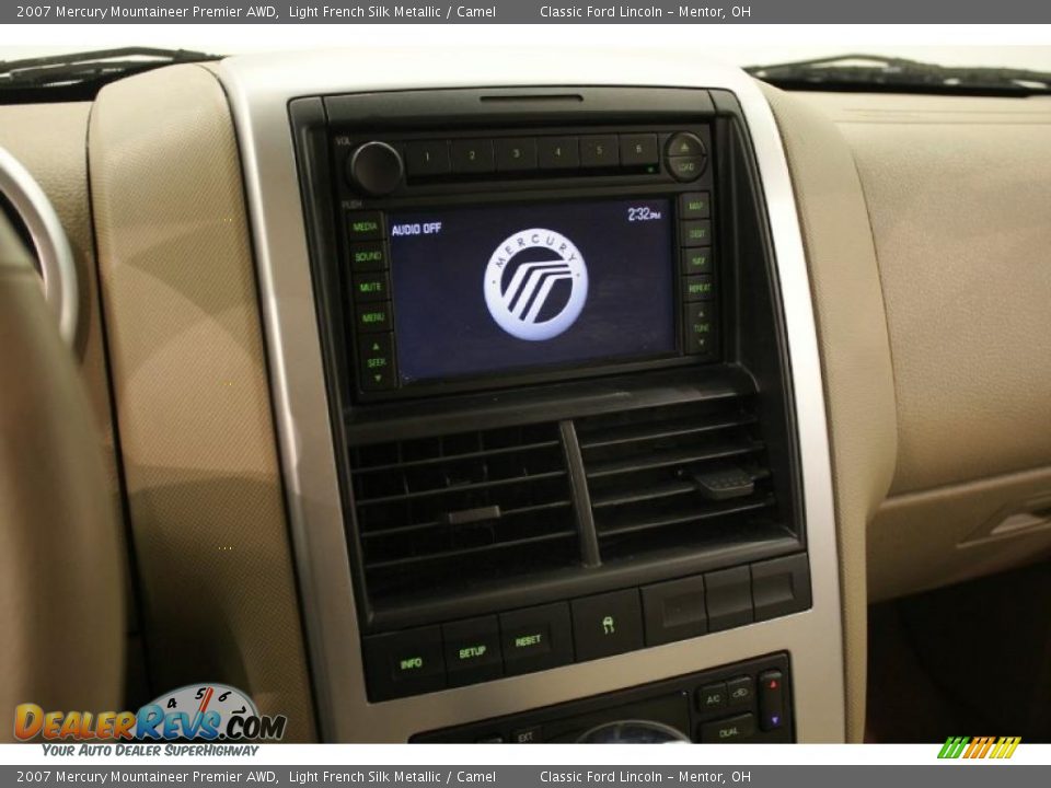 2007 Mercury Mountaineer Premier AWD Light French Silk Metallic / Camel Photo #16