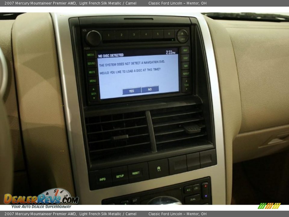 2007 Mercury Mountaineer Premier AWD Light French Silk Metallic / Camel Photo #18