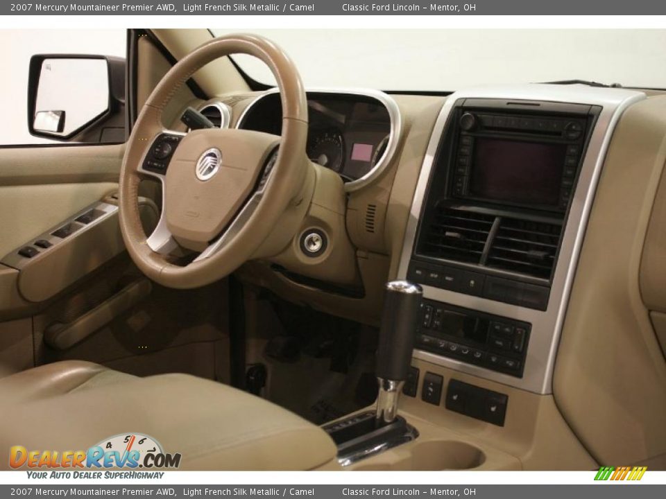 2007 Mercury Mountaineer Premier AWD Light French Silk Metallic / Camel Photo #21