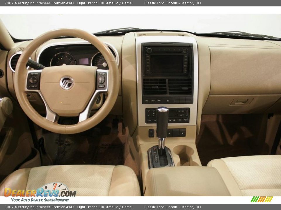 2007 Mercury Mountaineer Premier AWD Light French Silk Metallic / Camel Photo #26