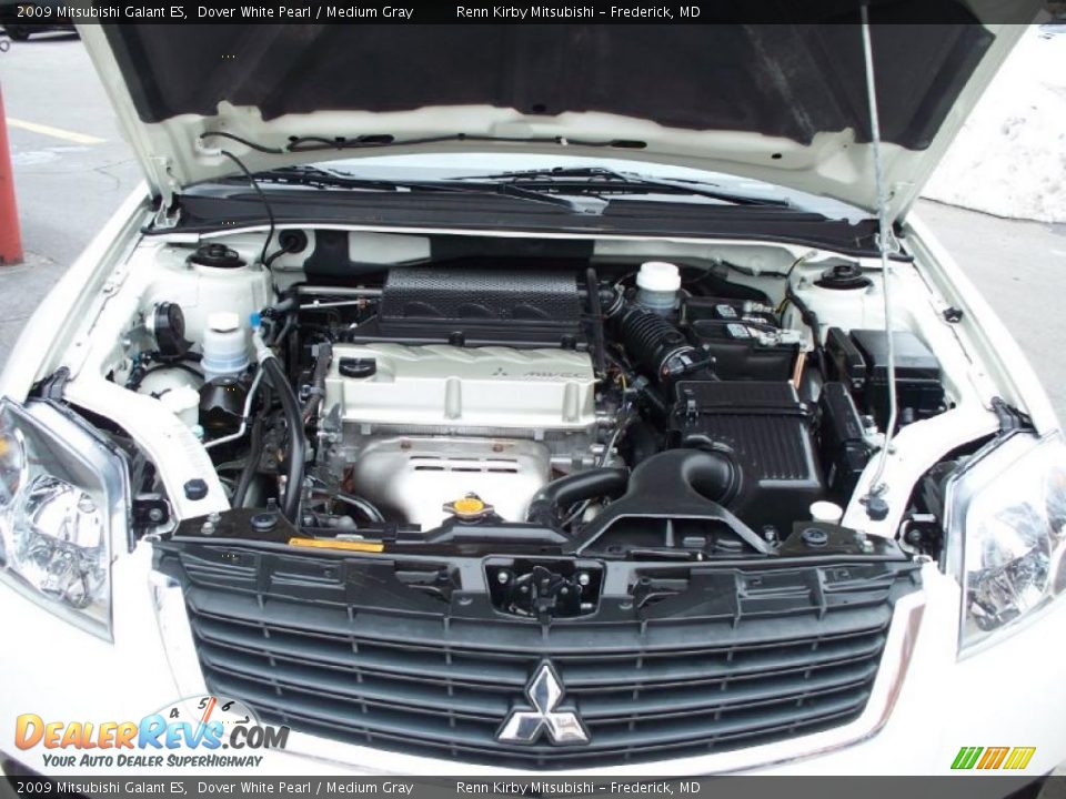 2009 Mitsubishi Galant ES Dover White Pearl / Medium Gray Photo #25