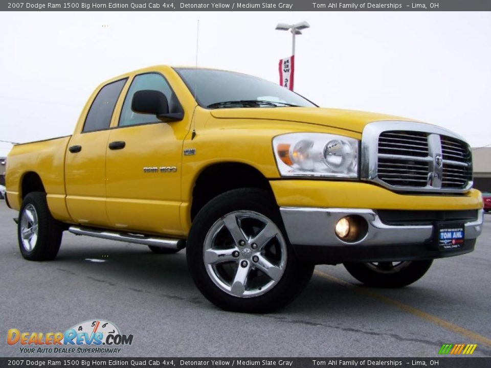 2007 Dodge Ram 1500 Big Horn Edition Quad Cab 4x4 Detonator Yellow / Medium Slate Gray Photo #1