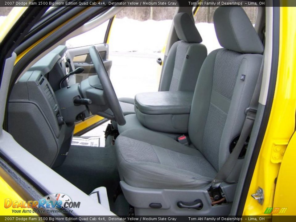 2007 Dodge Ram 1500 Big Horn Edition Quad Cab 4x4 Detonator Yellow / Medium Slate Gray Photo #9