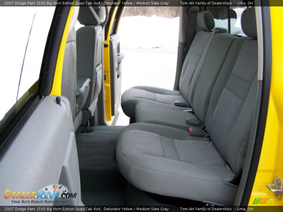 2007 Dodge Ram 1500 Big Horn Edition Quad Cab 4x4 Detonator Yellow / Medium Slate Gray Photo #11