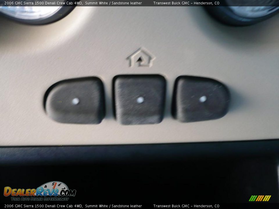 2006 GMC Sierra 1500 Denali Crew Cab 4WD Summit White / Sandstone leather Photo #18