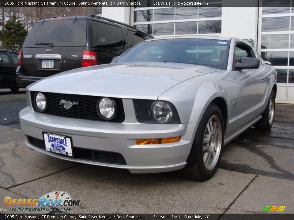 2005 Ford Mustang GT Premium Coupe Satin Silver Metallic / Dark Charcoal Photo #1