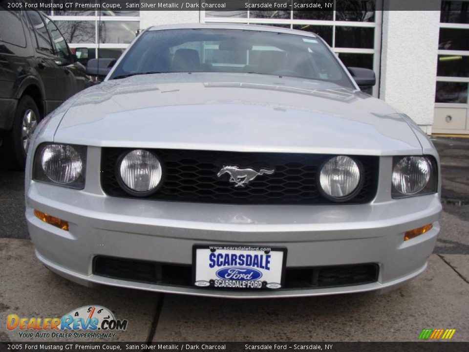 2005 Ford Mustang GT Premium Coupe Satin Silver Metallic / Dark Charcoal Photo #2