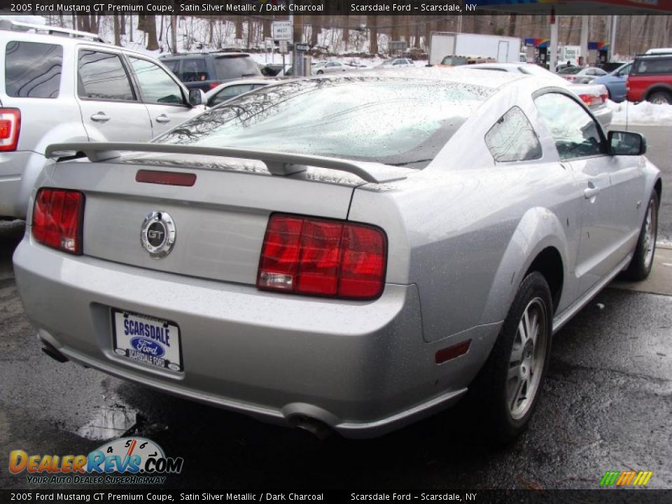 2005 Ford Mustang GT Premium Coupe Satin Silver Metallic / Dark Charcoal Photo #4