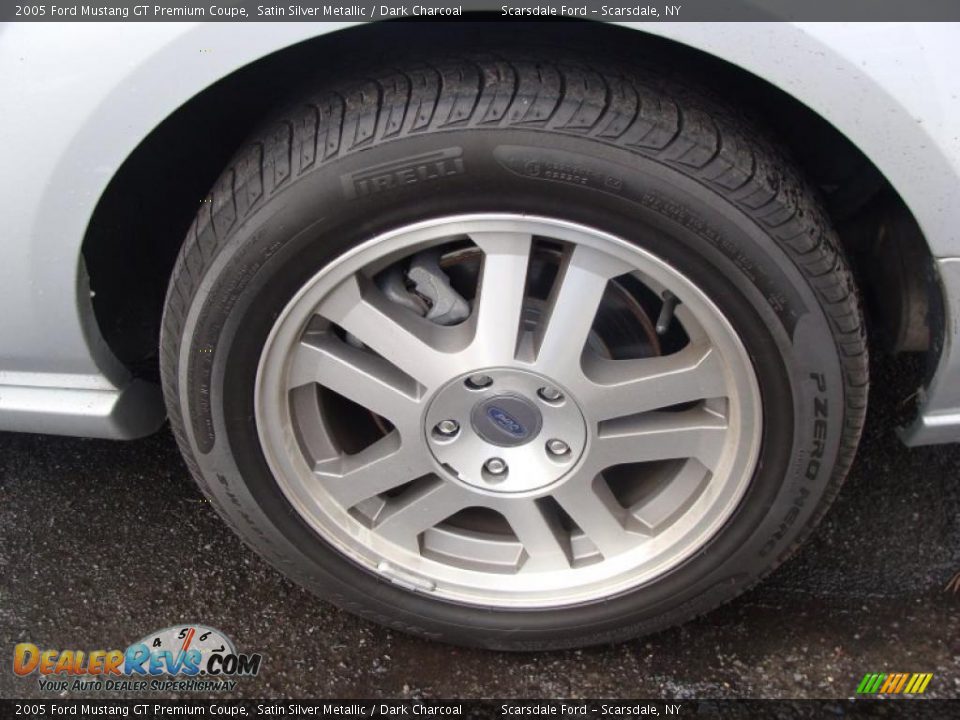 2005 Ford Mustang GT Premium Coupe Satin Silver Metallic / Dark Charcoal Photo #8