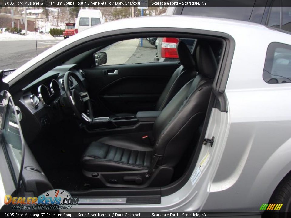 2005 Ford Mustang GT Premium Coupe Satin Silver Metallic / Dark Charcoal Photo #12