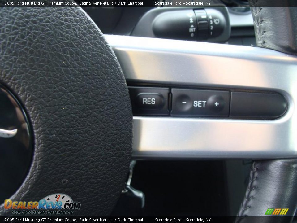 2005 Ford Mustang GT Premium Coupe Satin Silver Metallic / Dark Charcoal Photo #18
