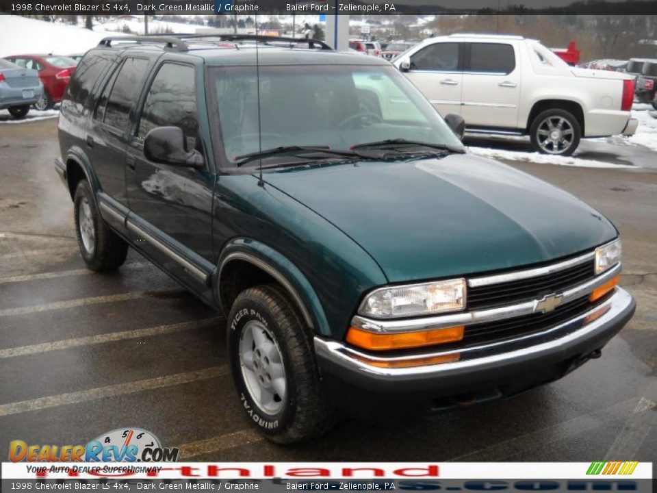 1998 Chevrolet Blazer LS 4x4 Dark Green Metallic / Graphite Photo #4
