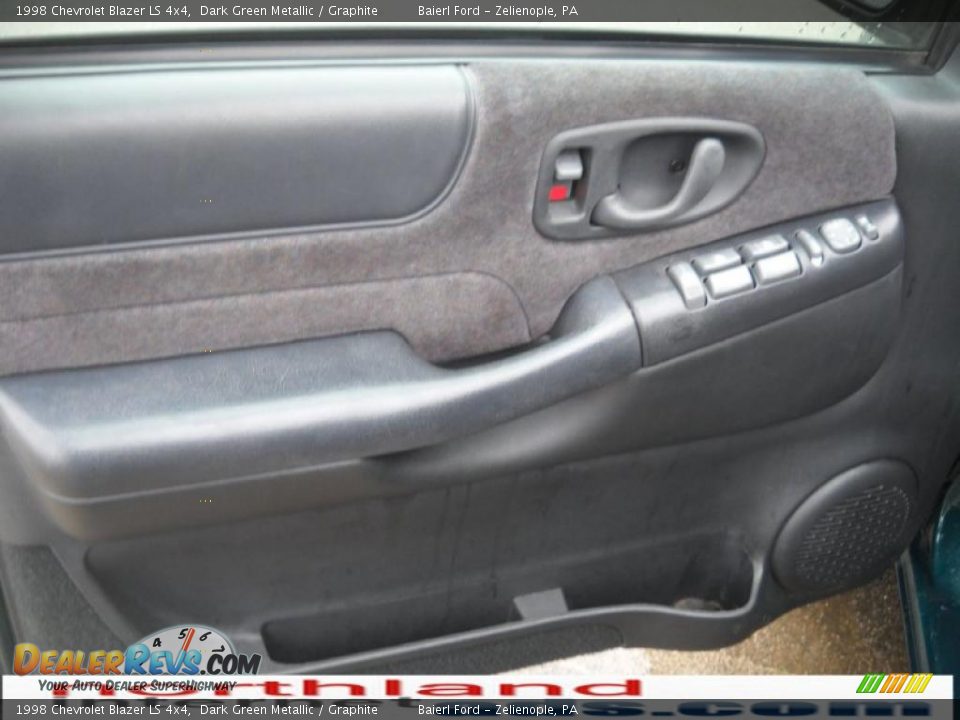 1998 Chevrolet Blazer LS 4x4 Dark Green Metallic / Graphite Photo #10