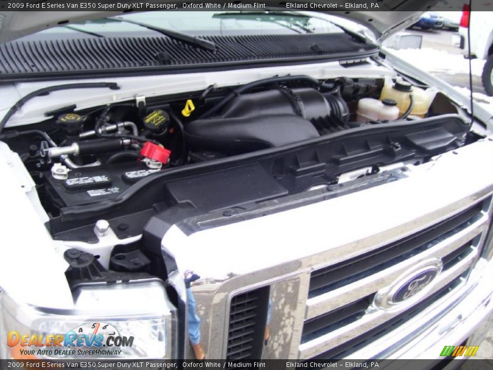 2009 Ford E Series Van E350 Super Duty XLT Passenger Oxford White / Medium Flint Photo #10