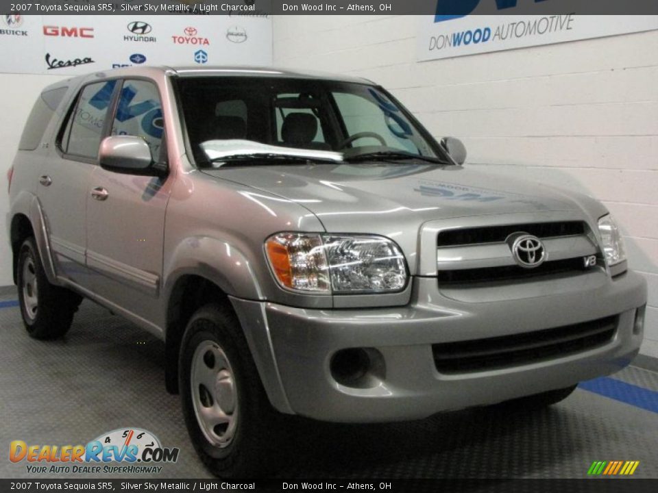 2007 Toyota Sequoia SR5 Silver Sky Metallic / Light Charcoal Photo #1
