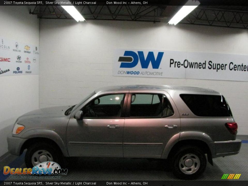 2007 Toyota Sequoia SR5 Silver Sky Metallic / Light Charcoal Photo #5