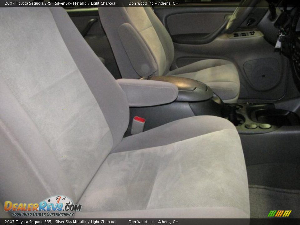 2007 Toyota Sequoia SR5 Silver Sky Metallic / Light Charcoal Photo #11