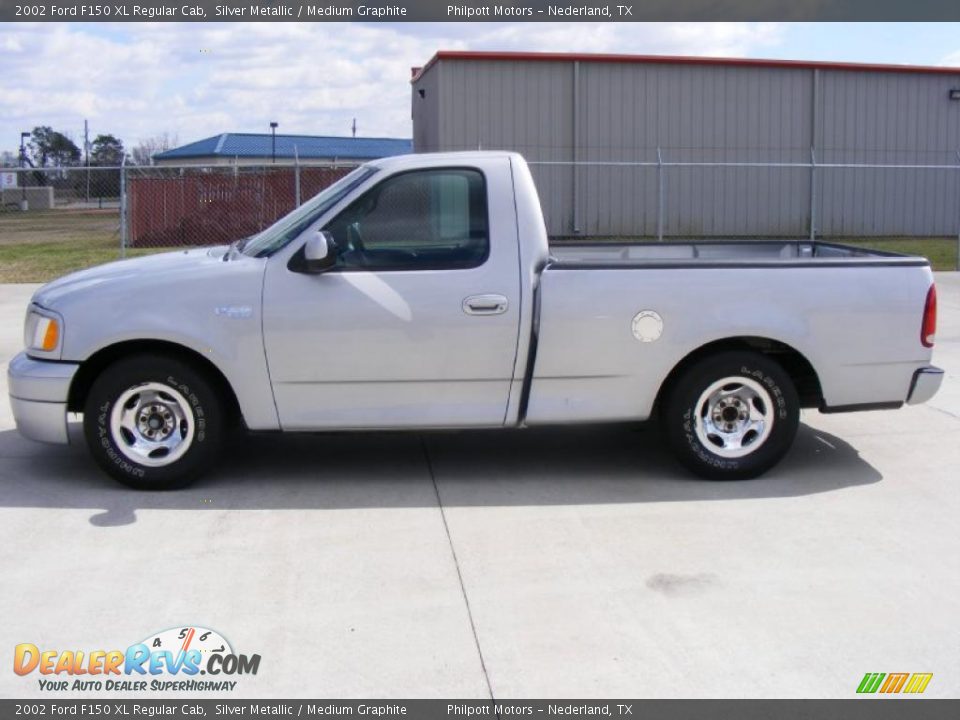 2002 Ford F150 XL Regular Cab Silver Metallic / Medium Graphite Photo #6
