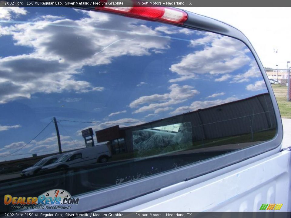 2002 Ford F150 XL Regular Cab Silver Metallic / Medium Graphite Photo #26