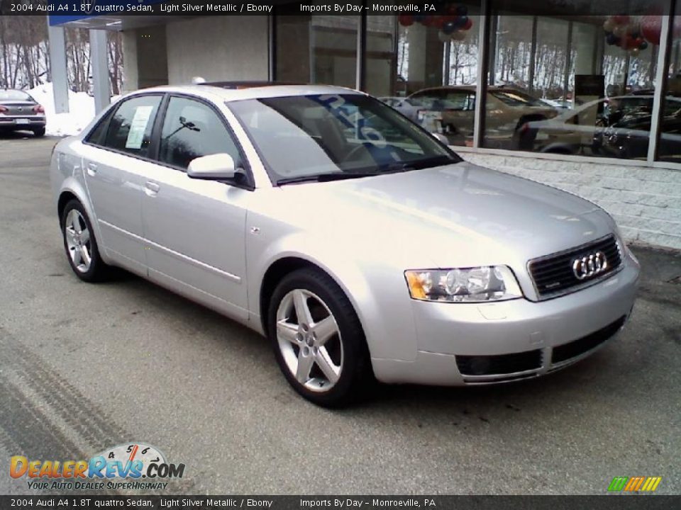 2004 Audi A4 1.8T quattro Sedan Light Silver Metallic / Ebony Photo #2