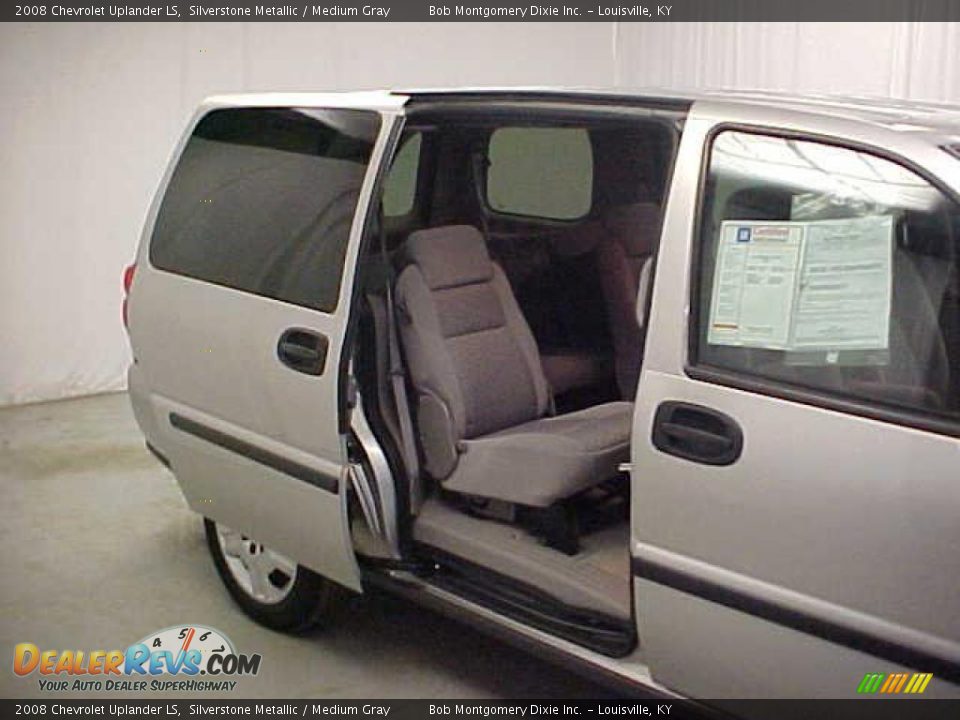 2008 Chevrolet Uplander LS Silverstone Metallic / Medium Gray Photo #12
