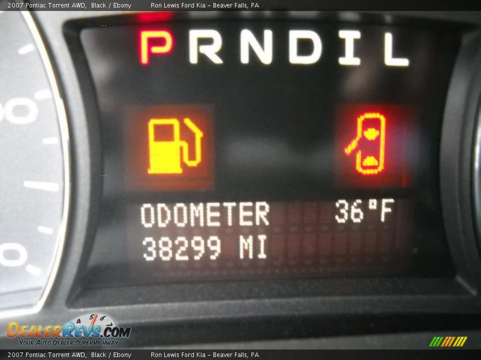 2007 Pontiac Torrent AWD Black / Ebony Photo #25
