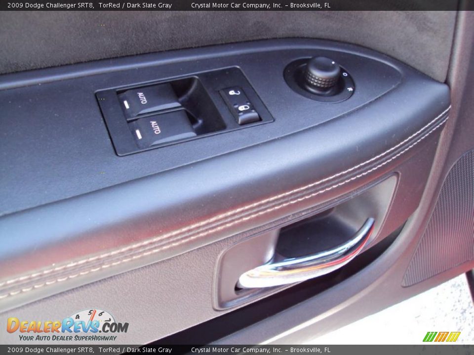 2009 Dodge Challenger SRT8 TorRed / Dark Slate Gray Photo #17