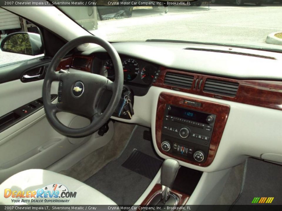 2007 Chevrolet Impala LT Silverstone Metallic / Gray Photo #11
