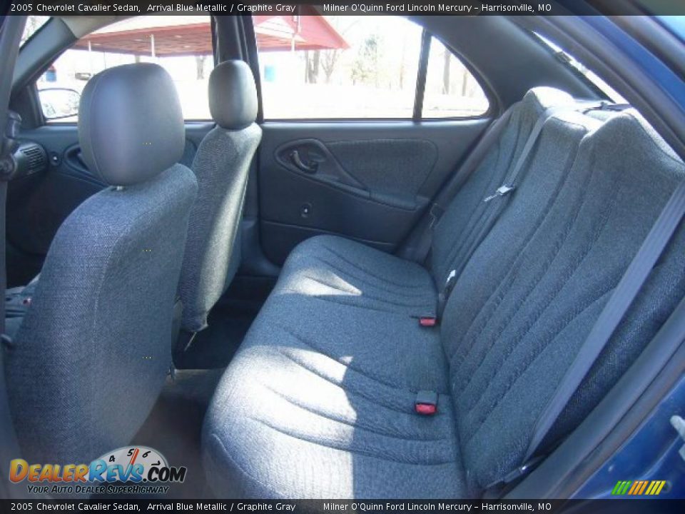 2005 Chevrolet Cavalier Sedan Arrival Blue Metallic / Graphite Gray Photo #14