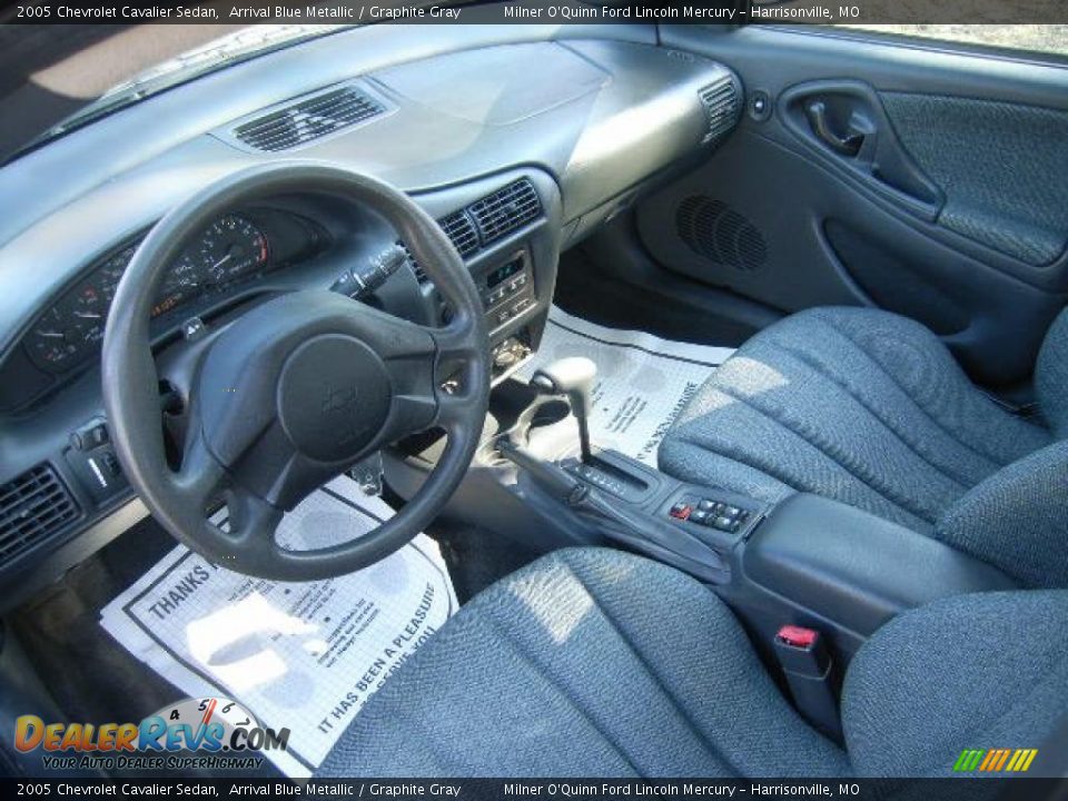 2005 Chevrolet Cavalier Sedan Arrival Blue Metallic / Graphite Gray Photo #18