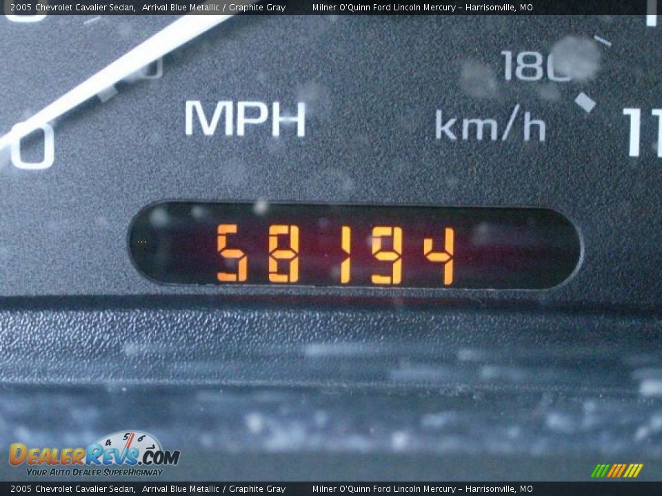2005 Chevrolet Cavalier Sedan Arrival Blue Metallic / Graphite Gray Photo #23