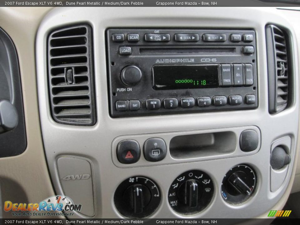2007 Ford Escape XLT V6 4WD Dune Pearl Metallic / Medium/Dark Pebble Photo #14