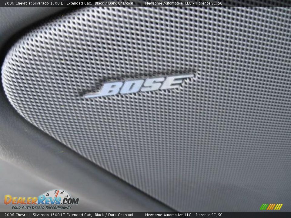 2006 Chevrolet Silverado 1500 LT Extended Cab Black / Dark Charcoal Photo #17
