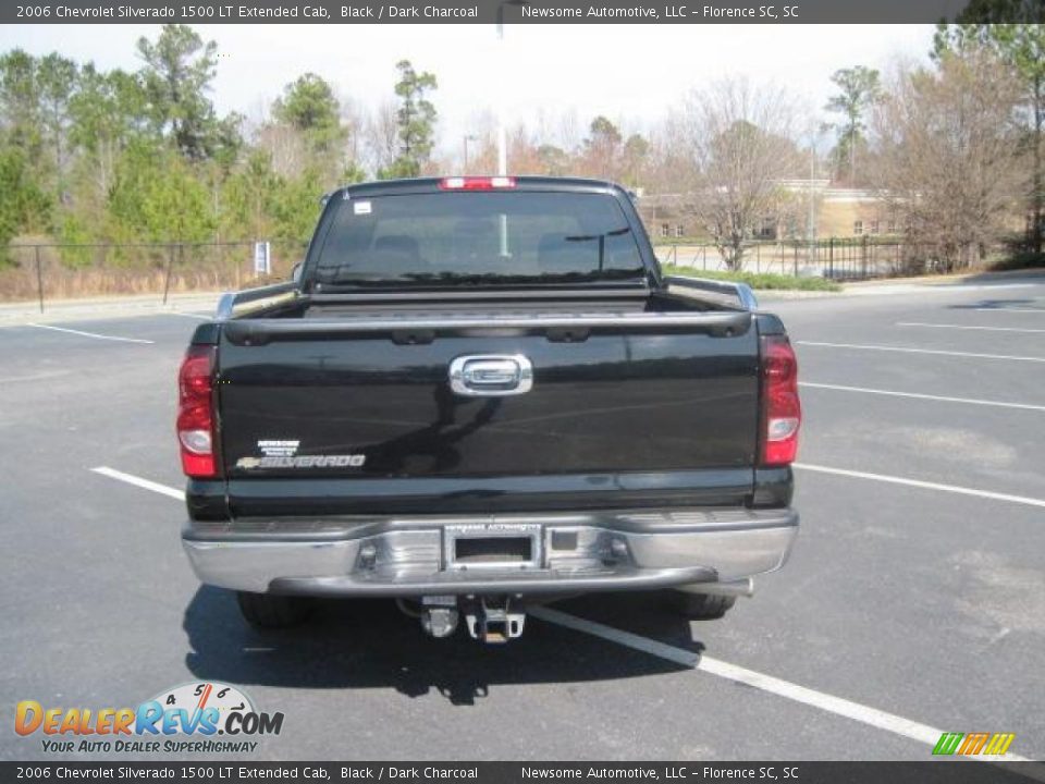 2006 Chevrolet Silverado 1500 LT Extended Cab Black / Dark Charcoal Photo #26
