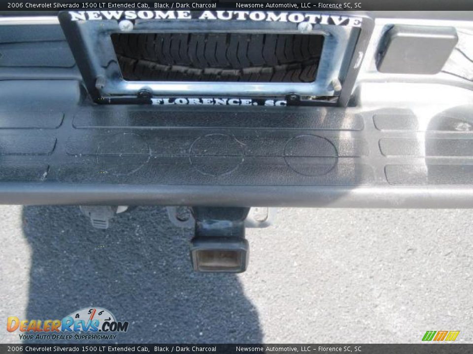 2006 Chevrolet Silverado 1500 LT Extended Cab Black / Dark Charcoal Photo #29
