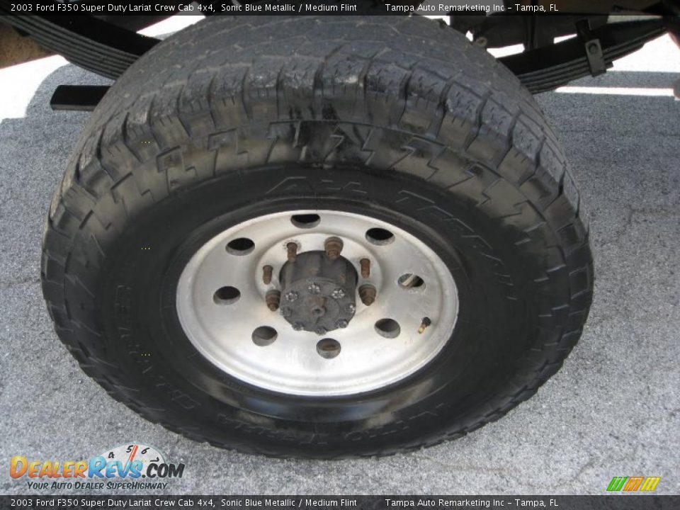 2003 Ford F350 Super Duty Lariat Crew Cab 4x4 Sonic Blue Metallic / Medium Flint Photo #18