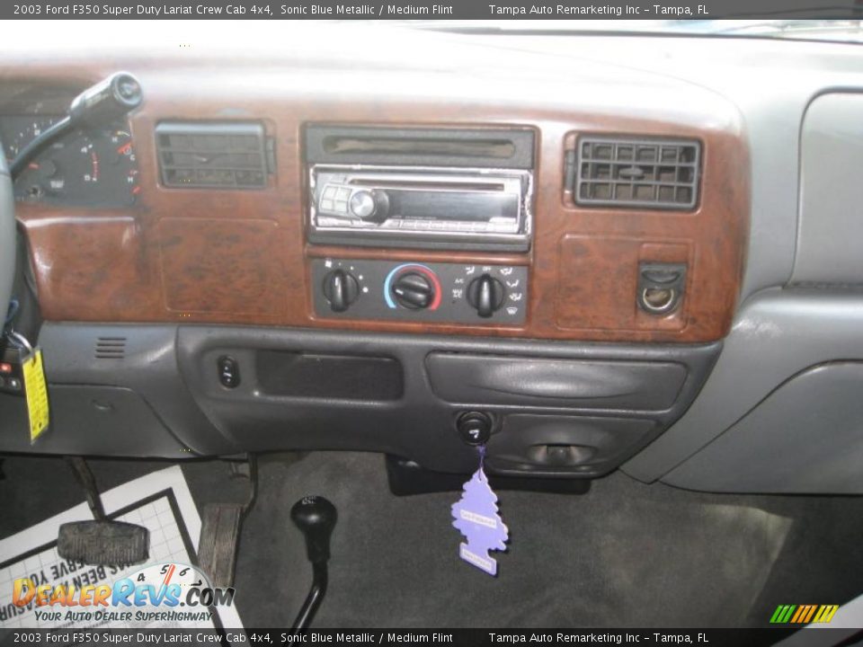 2003 Ford F350 Super Duty Lariat Crew Cab 4x4 Sonic Blue Metallic / Medium Flint Photo #28