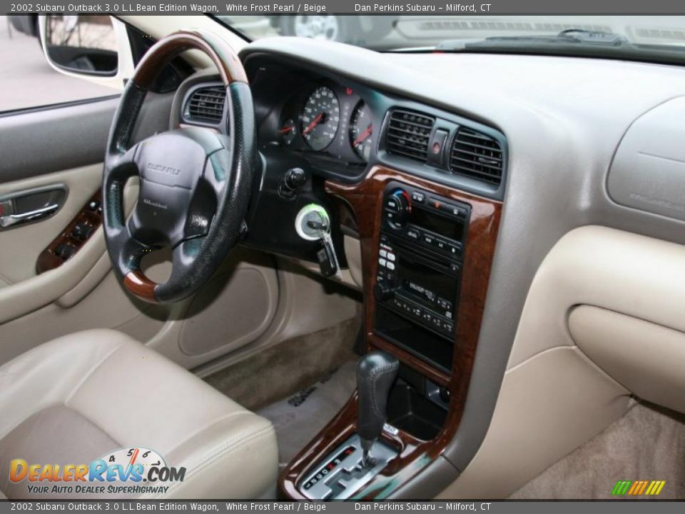 2002 Subaru Outback 3.0 L.L.Bean Edition Wagon White Frost Pearl / Beige Photo #17