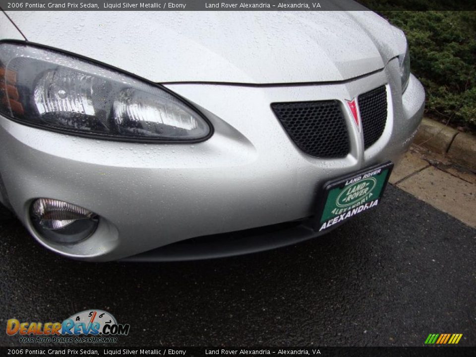 2006 Pontiac Grand Prix Sedan Liquid Silver Metallic / Ebony Photo #6