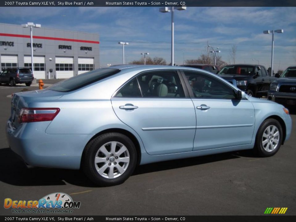 2007 Toyota Camry XLE V6 Sky Blue Pearl / Ash Photo #2