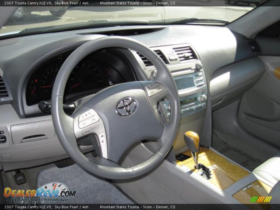2007 Toyota Camry XLE V6 Sky Blue Pearl / Ash Photo #14